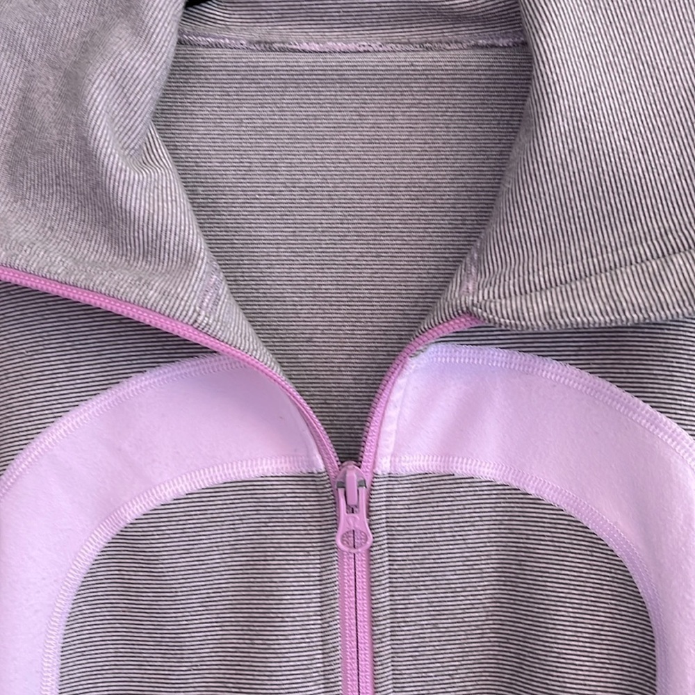 Lululemon Stride Jacket Brushed Lilac Heathered Coal Wee Stripe/Lilac Size 6 - Picture 2 of 8